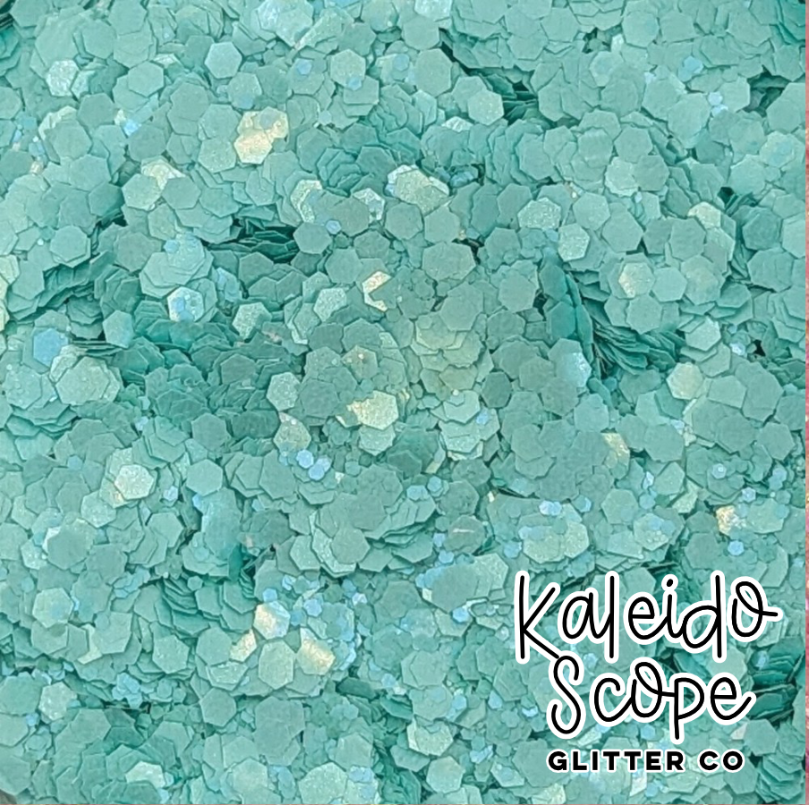 SEAFOAM SERENITY